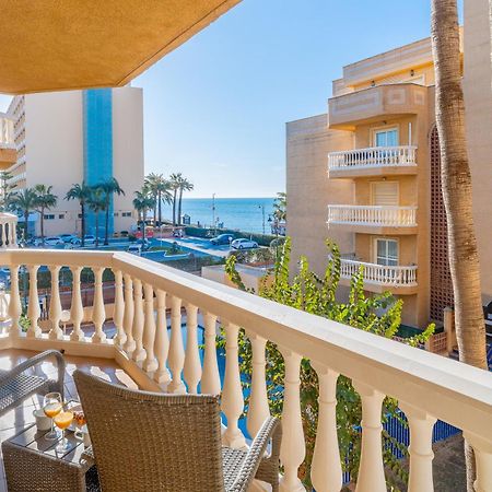 Casa Playa Guadalmar, Beautiful Apartment In Front Of The Sea, Wifi, Ac, Smart Tv, Private Parking Malaga Bagian luar foto