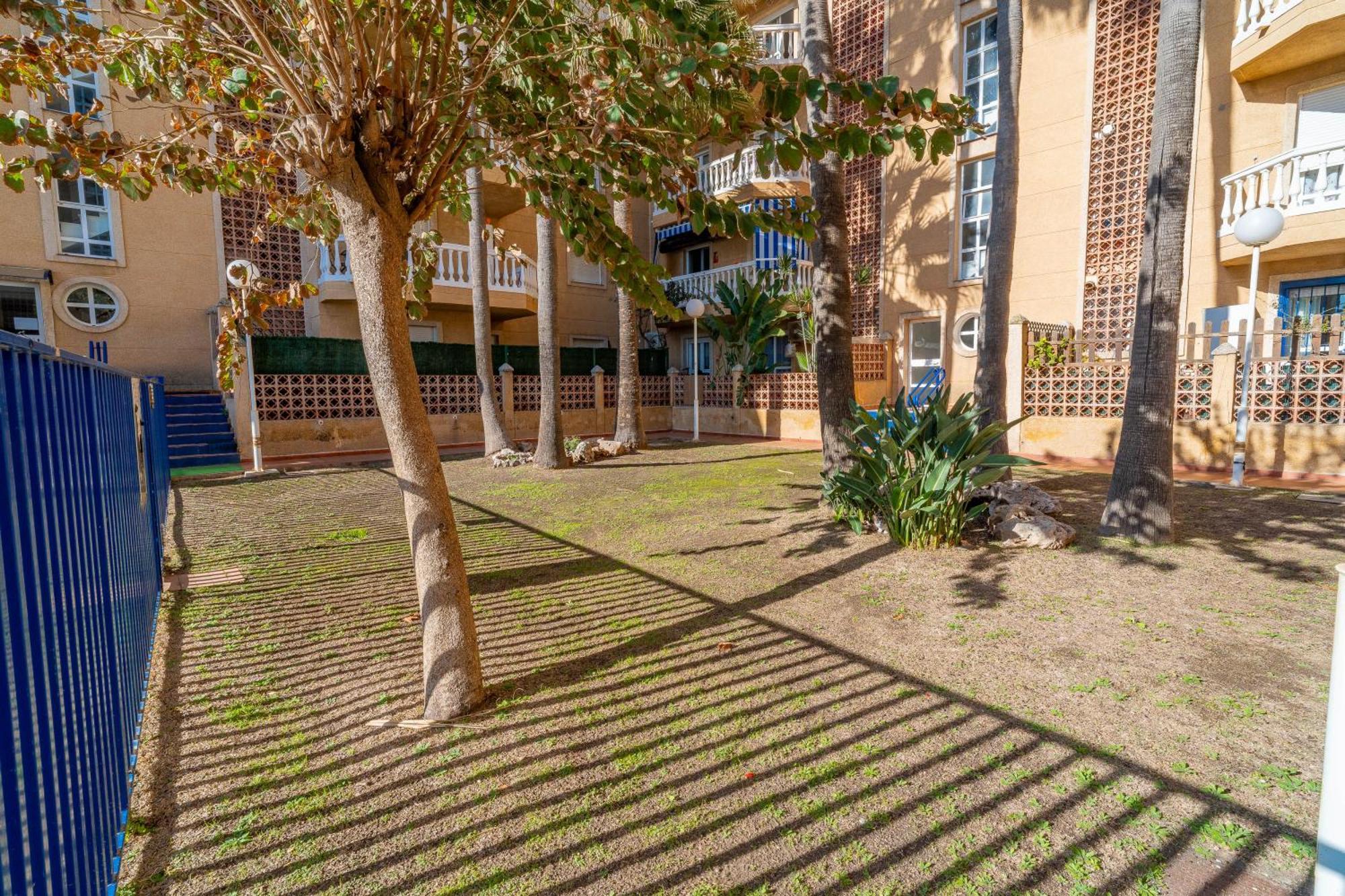 Casa Playa Guadalmar, Beautiful Apartment In Front Of The Sea, Wifi, Ac, Smart Tv, Private Parking Malaga Bagian luar foto